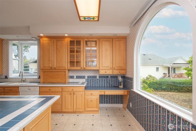 1224 S Oak Street, Port Angeles, WA 98362