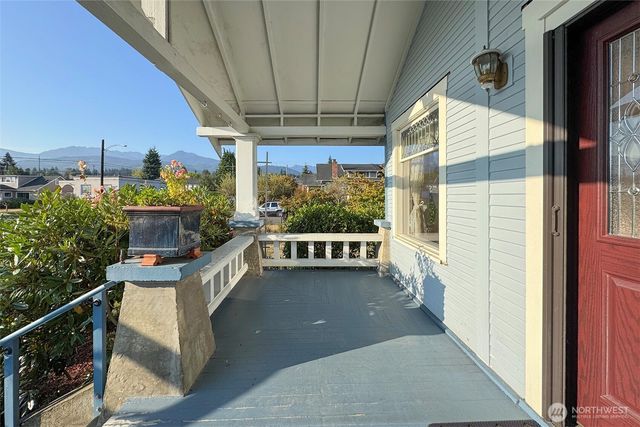 1224 S Oak Street, Port Angeles, WA 98362