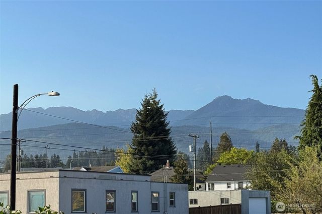 1224 S Oak Street, Port Angeles, WA 98362