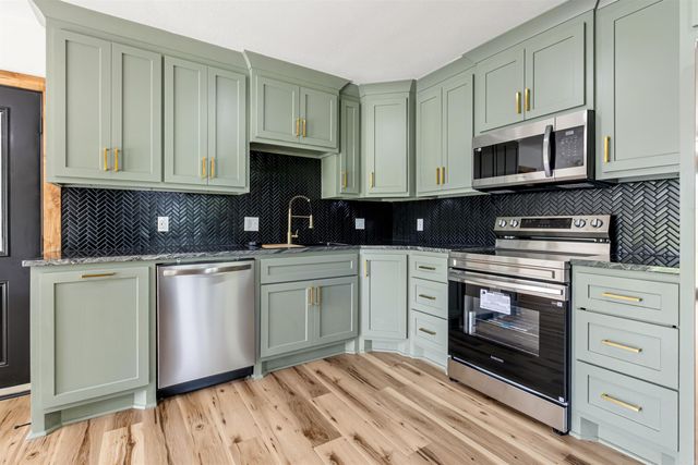 162 Oak Grove Road, Austin, AR 72007