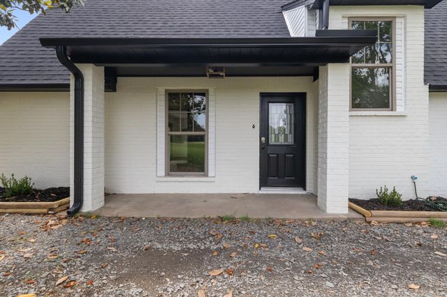 162 Oak Grove Road, Austin, AR 72007