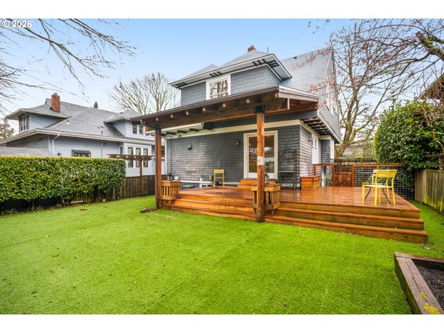 5015 Ne CLEVELAND Ave, Portland, OR 97211