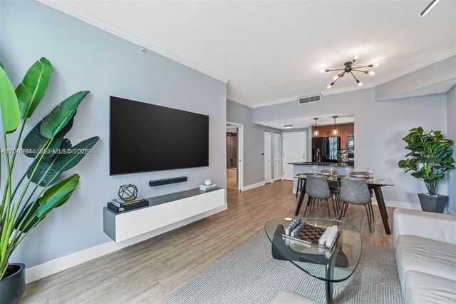 2000 N Bayshore Dr 1606, Miami, FL 33137