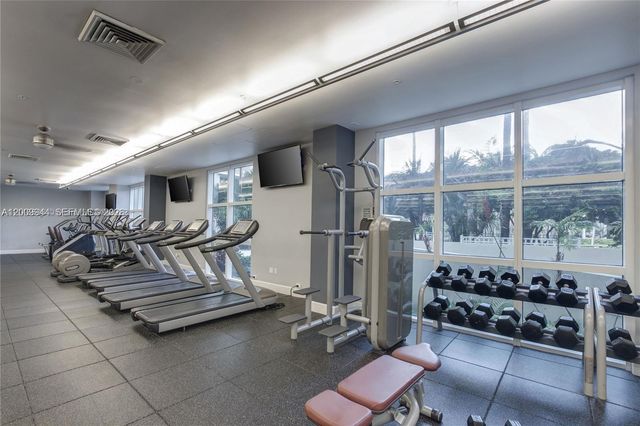 2000 N Bayshore Dr 1606, Miami, FL 33137