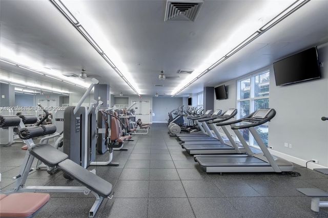 2000 N Bayshore Dr 1606, Miami, FL 33137