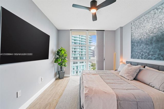 2000 N Bayshore Dr 1606, Miami, FL 33137