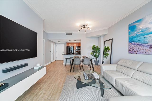 2000 N Bayshore Dr 1606, Miami, FL 33137