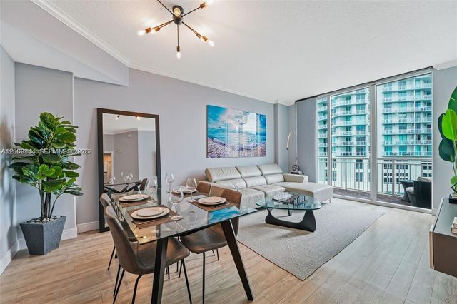 2000 N Bayshore Dr 1606, Miami, FL 33137