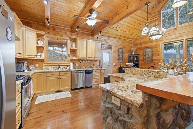 830 Noonday Sun Ridge, Topton, NC 28781