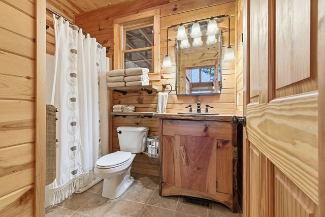 830 Noonday Sun Ridge, Topton, NC 28781