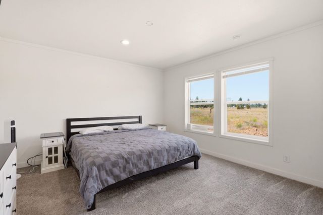 23518 S Malloy Prairie Rd, Cheney, WA 99004