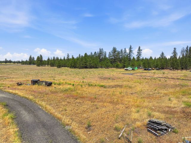 23518 S Malloy Prairie Rd, Cheney, WA 99004