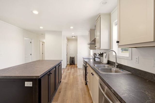 23518 S Malloy Prairie Rd, Cheney, WA 99004