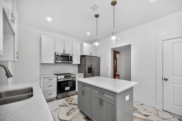 834 Rockdale Avenue, Cincinnati, OH 45229