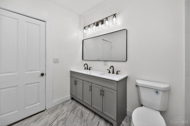 834 Rockdale Avenue, Cincinnati, OH 45229