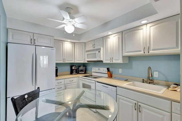 2800 N Ocean Drive A-24b, Singer Island, FL 33404