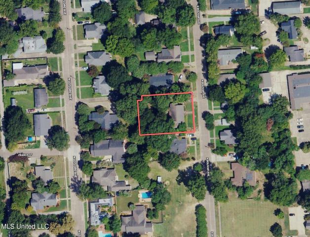 209 N Bolivar Avenue, Cleveland, MS 38732