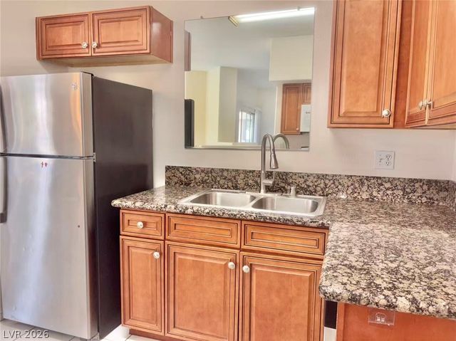 5525 West Flamingo Road 1025, Las Vegas, NV 89103