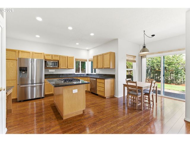 12643 Sw CANVASBACK Way, Beaverton, OR 97007