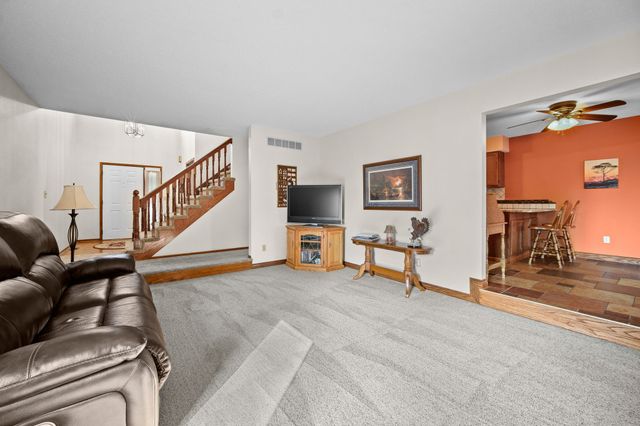233 24th Street, West Des Moines, IA 50265