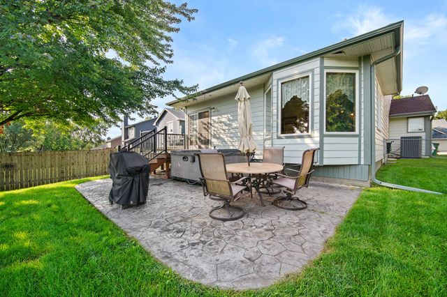 233 24th Street, West Des Moines, IA 50265