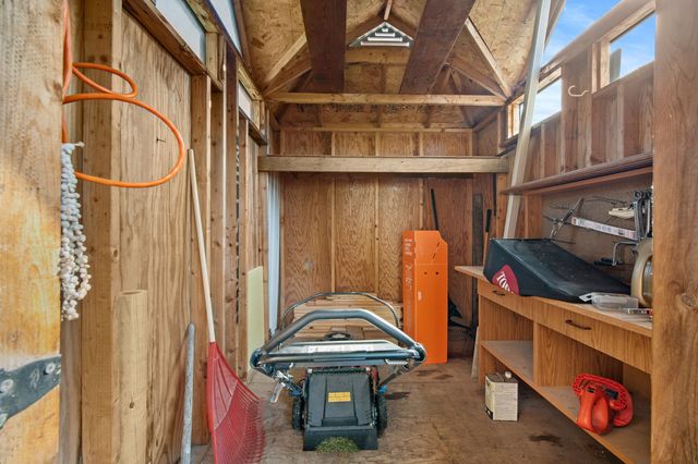 233 24th Street, West Des Moines, IA 50265