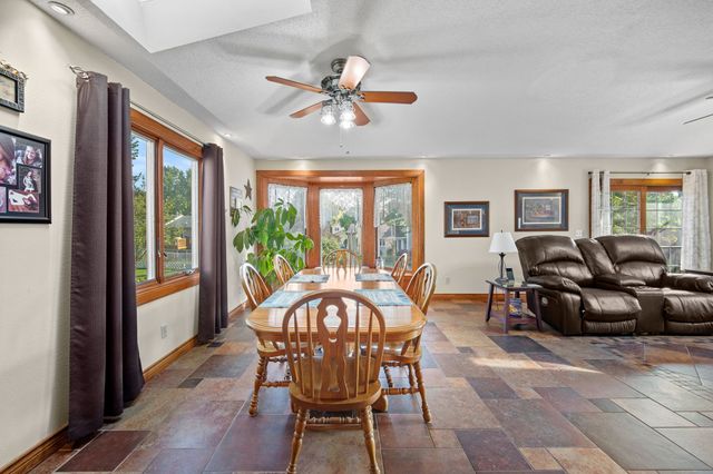 233 24th Street, West Des Moines, IA 50265