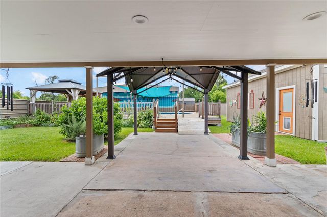 16815 Avenue A, Channelview, TX 77530