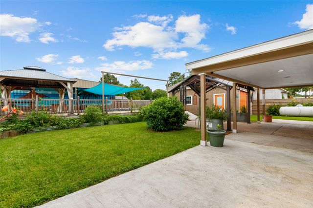 16815 Avenue A, Channelview, TX 77530