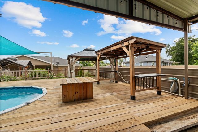 16815 Avenue A, Channelview, TX 77530