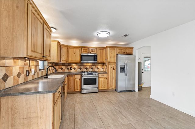 16815 Avenue A, Channelview, TX 77530
