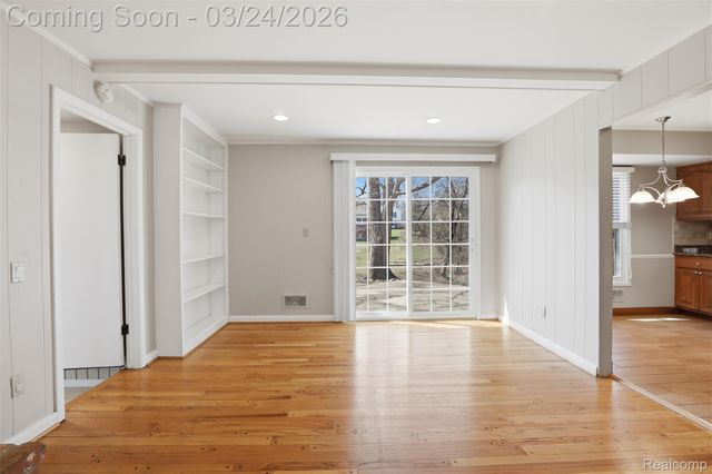 5972 Barnstable Court, West Bloomfield Charter Township, MI 48322