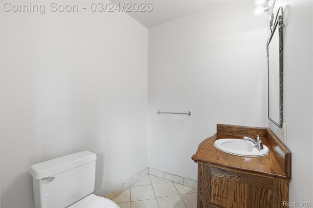 5972 Barnstable Court, West Bloomfield Charter Township, MI 48322