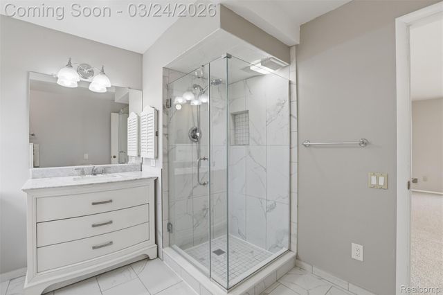 5972 Barnstable Court, West Bloomfield Charter Township, MI 48322