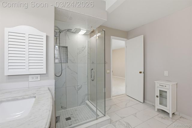 5972 Barnstable Court, West Bloomfield Charter Township, MI 48322