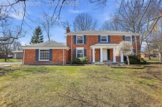 5972 Barnstable Court, West Bloomfield Charter Township, MI 48322