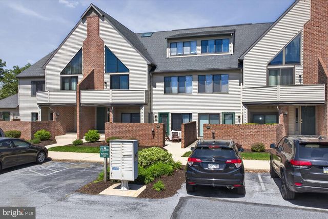 204 CHERRINGTON DR, Harrisburg, PA 17110
