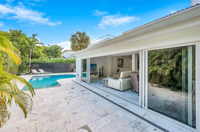 4321 Nautilus Dr, Miami Beach, FL 33140