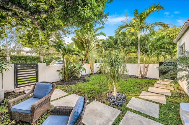 4321 Nautilus Dr, Miami Beach, FL 33140