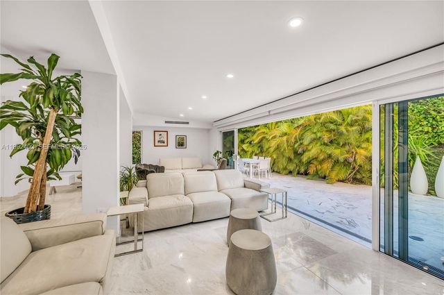 4321 Nautilus Dr, Miami Beach, FL 33140