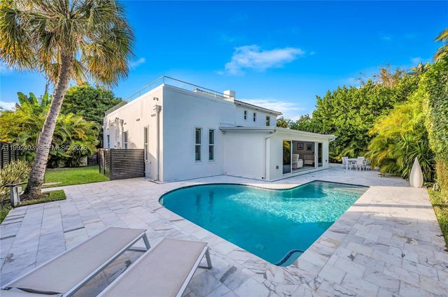 4321 Nautilus Dr, Miami Beach, FL 33140