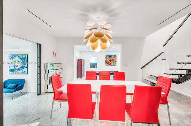 4321 Nautilus Dr, Miami Beach, FL 33140