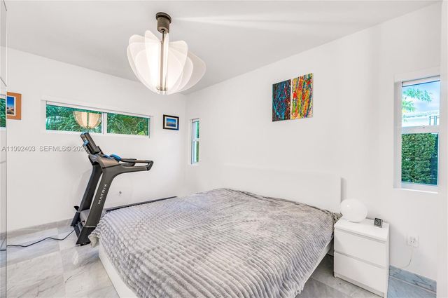 4321 Nautilus Dr, Miami Beach, FL 33140