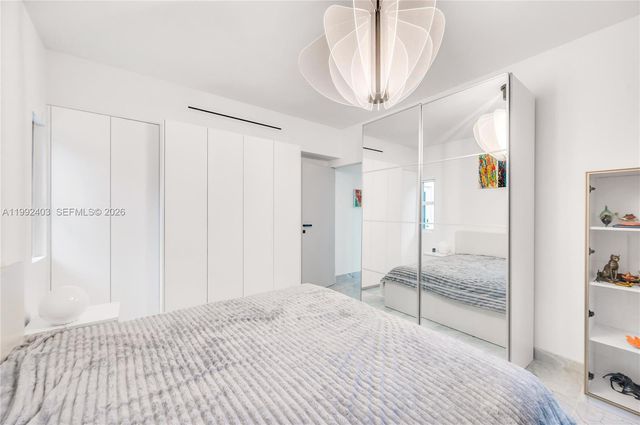 4321 Nautilus Dr, Miami Beach, FL 33140