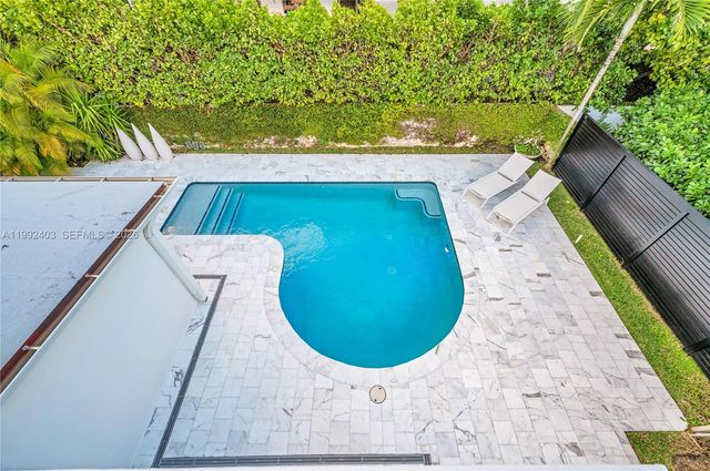 4321 Nautilus Dr, Miami Beach, FL 33140