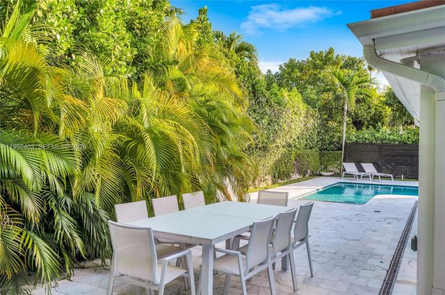 4321 Nautilus Dr, Miami Beach, FL 33140