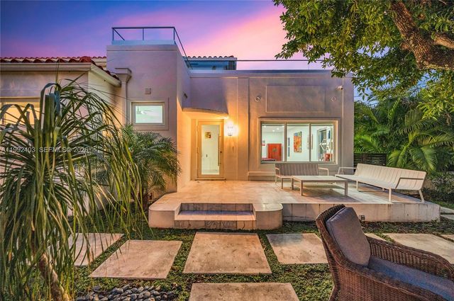 4321 Nautilus Dr, Miami Beach, FL 33140