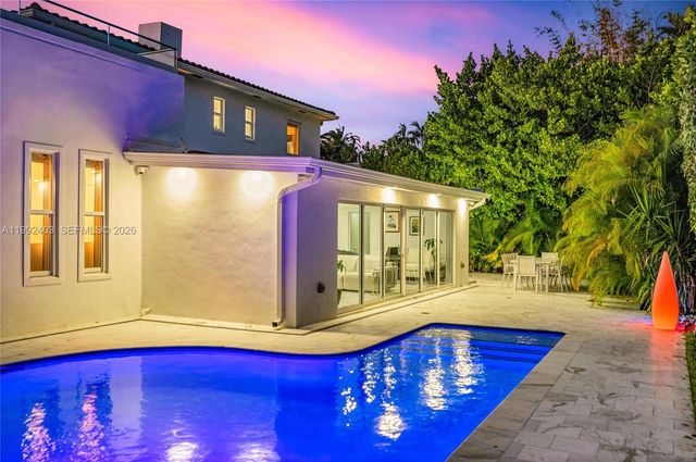 4321 Nautilus Dr, Miami Beach, FL 33140