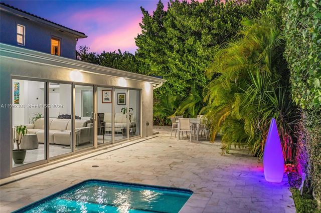 4321 Nautilus Dr, Miami Beach, FL 33140