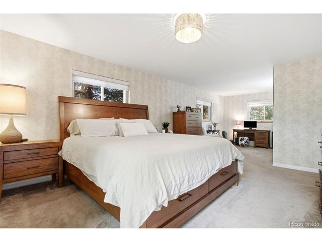11835 Swadley Dr, Lakewood, CO 80215